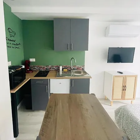 Apartment Eclat St 2, Studio-moderne-wifi- Parking - Clim