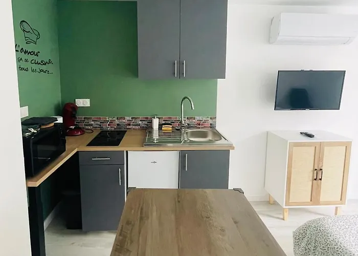 Appartement éclat St 2, Studio-moderne-wifi- Parking - Clim